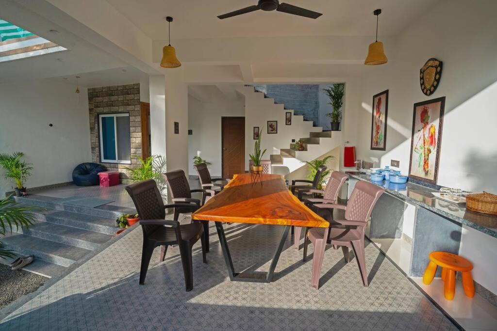 Almond Villa Find Your Paradise Alībāg Exterior foto